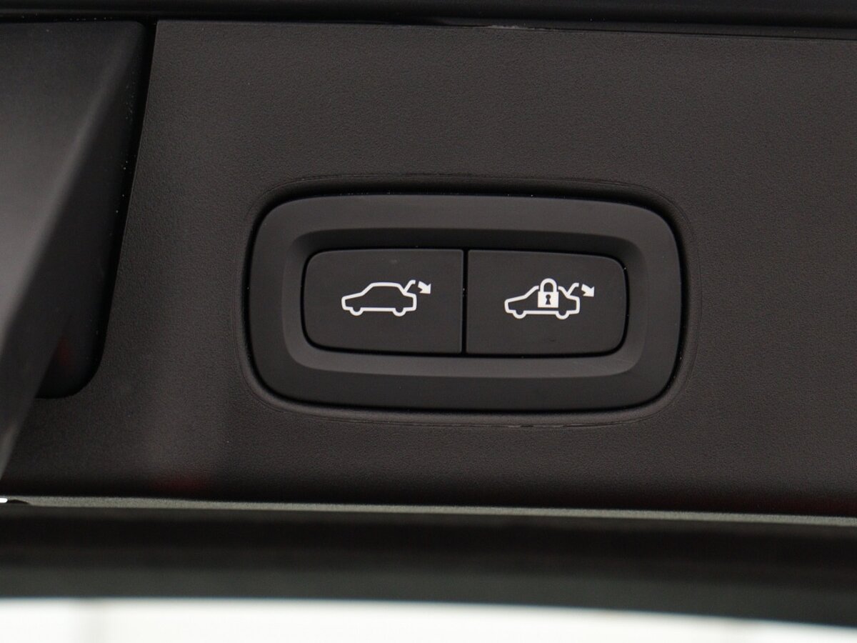 43475297 volvo v90 2 0 t6 awd ultimate panorama dak camera h k 34c412