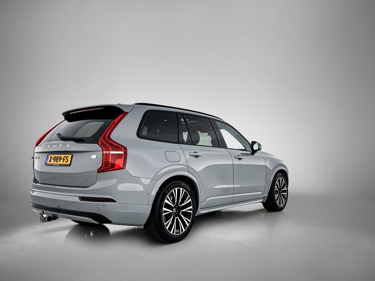 46666036 volvo xc90 2 0 t8 awd u dark 5