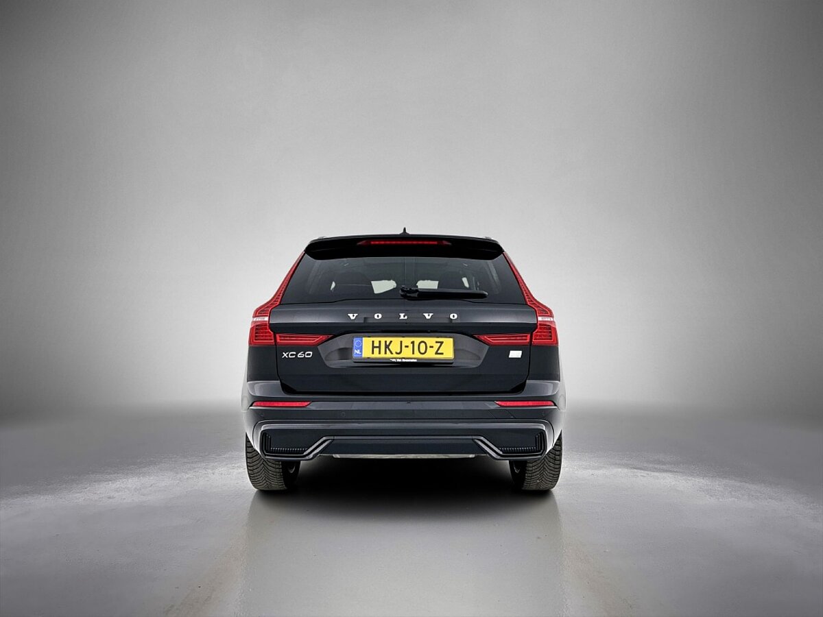 44247456 volvo xc60 2 0 t6 awd plus dark 3 03