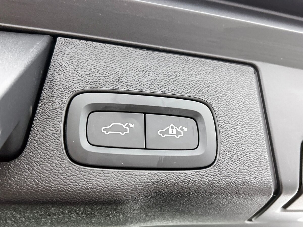 46739595 volvo xc60 2 0 t6 awd plus dark harman kardon 360a camera 38