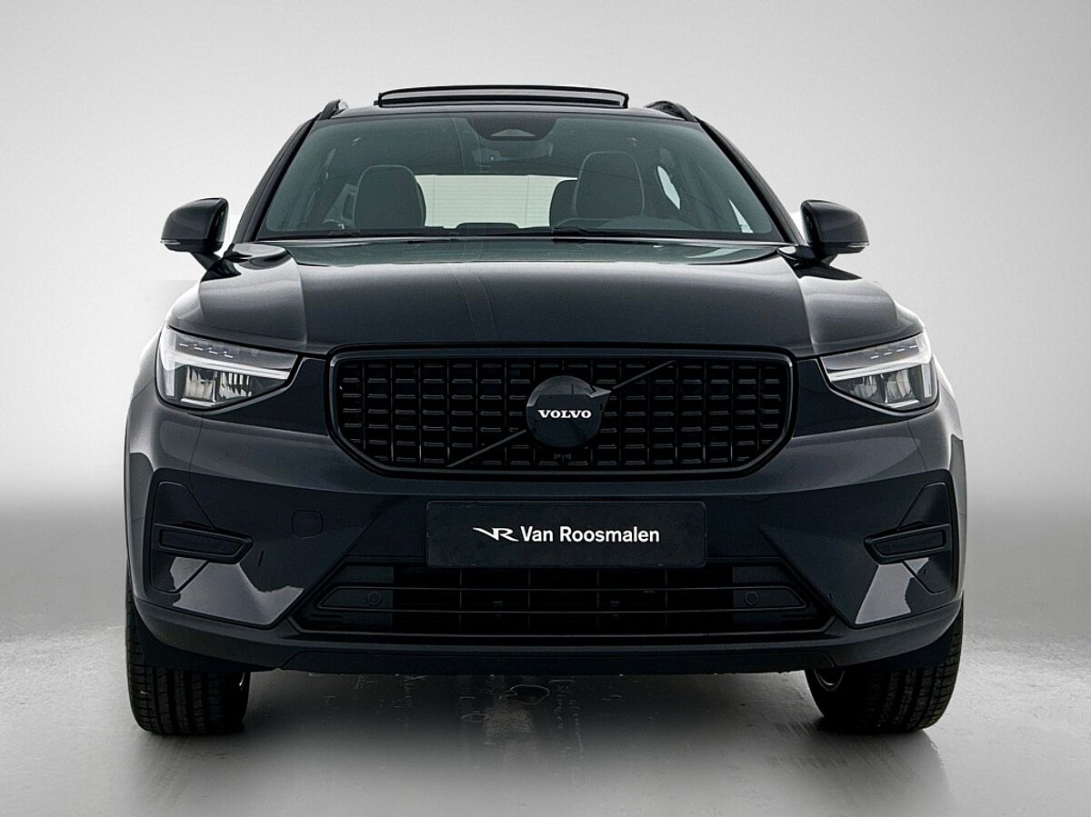 46844168 volvo xc40 2 0 b4 plus black edition 6 08