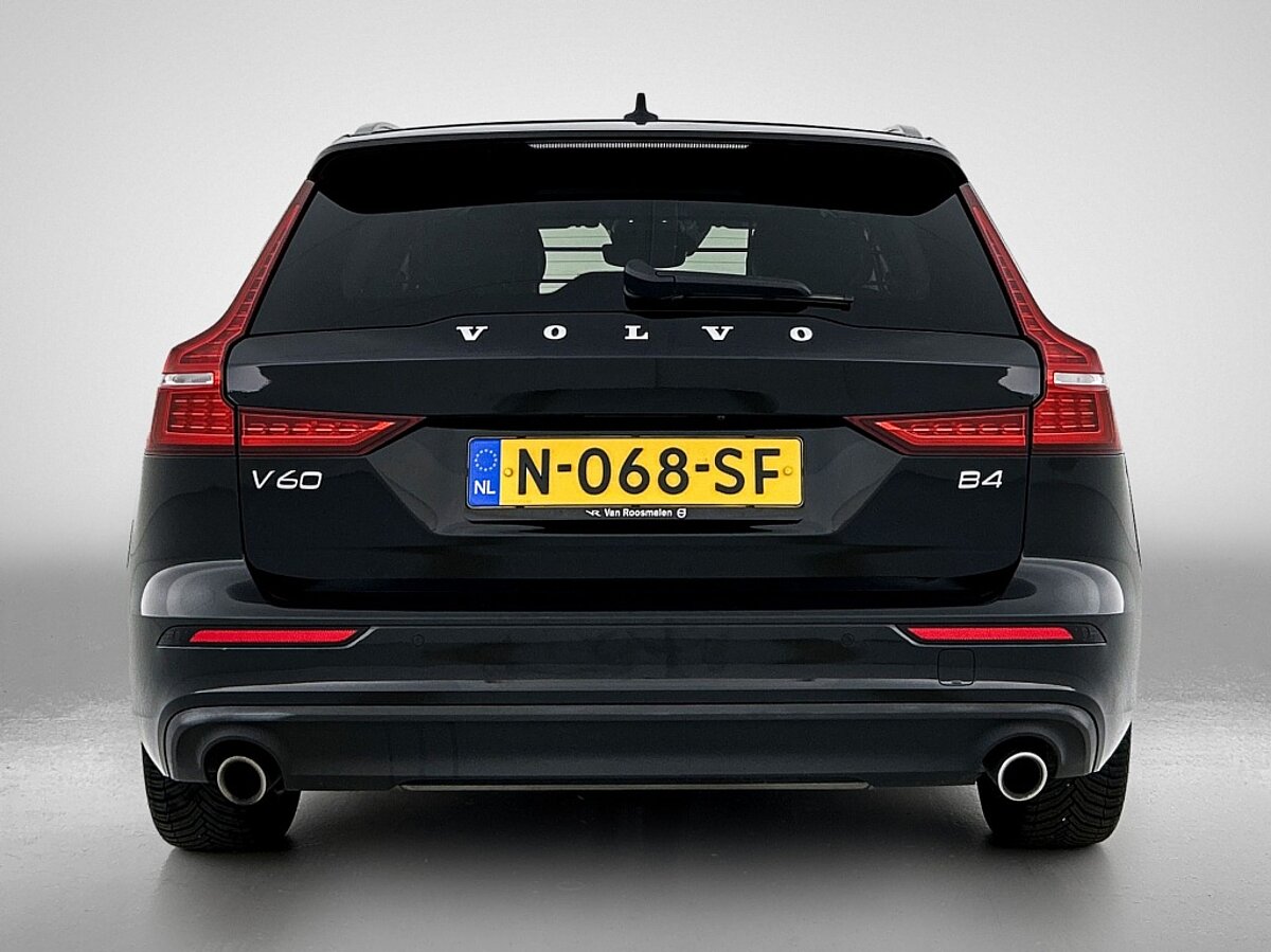 46919499 volvo v60 2 0 b4 momentum business 3 01