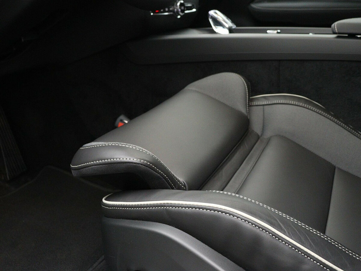 34316478 volvo s60 2 0 b3 plus dark sportstoelen parkeercamera achter 103fda