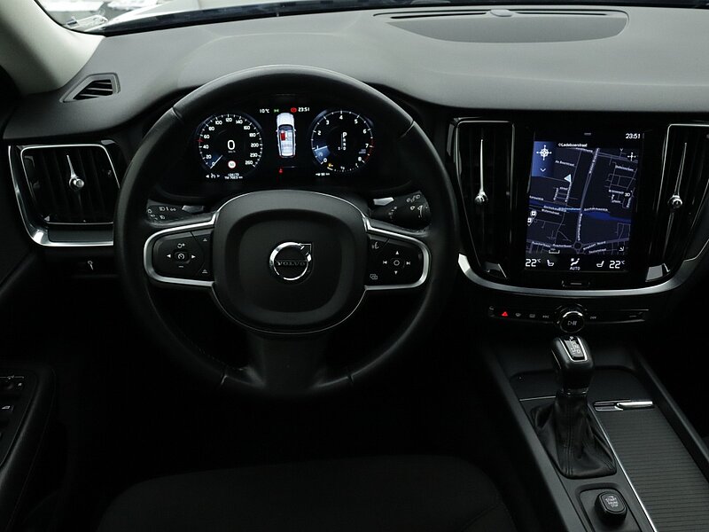 43289141 volvo v60 2 0 t4 momentum stoelverwarming trekhaak 6 07
