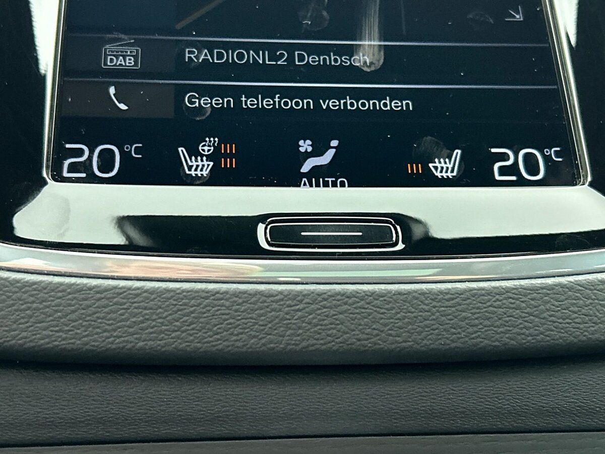 44223123 volvo xc90 2 0 t8 intro edition panoramadak 360 camera 967fa7
