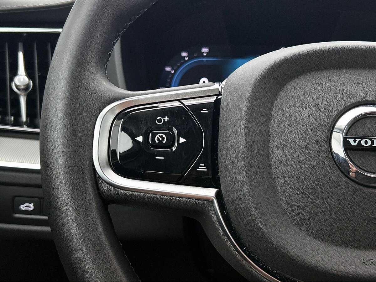 45497108 volvo xc60 2 0 t6 awd ultimate dark 360a camera bowers wilkins luch 68