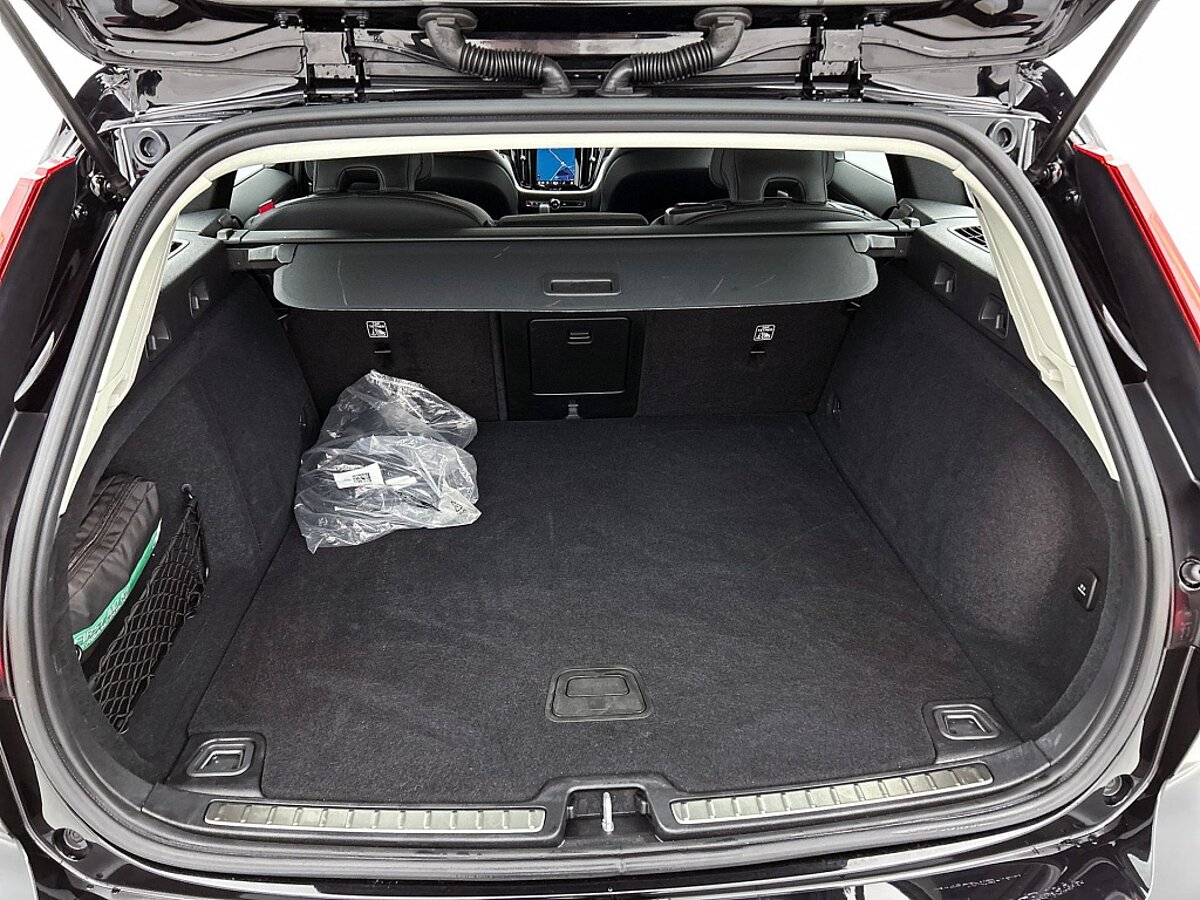 48291005 volvo v60 2 0 t6 bright leder trekhaak climate pack pilot assist 83
