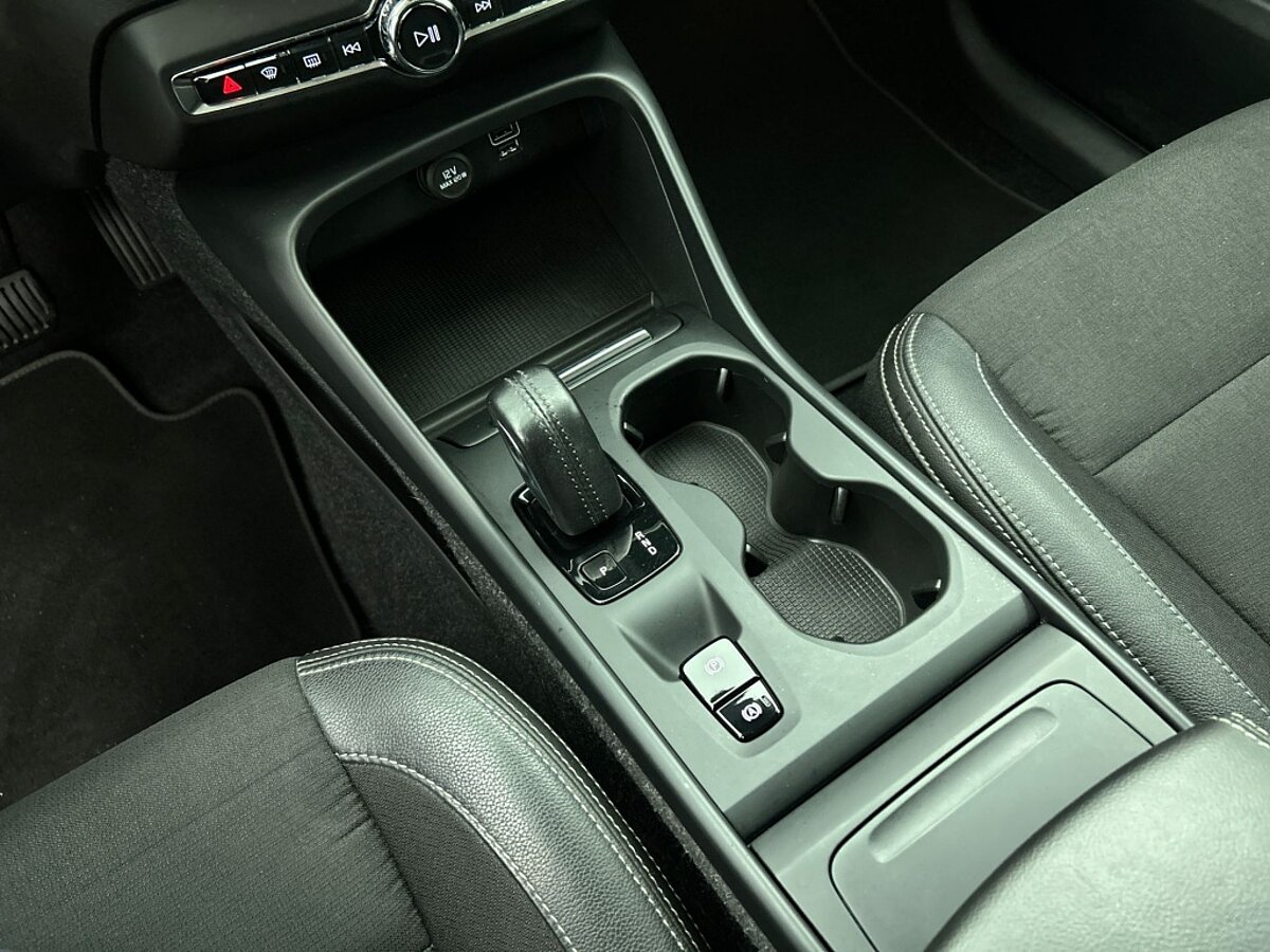 48792440 volvo xc40 t3 momentum pro camera elektrische klep styling kit 53