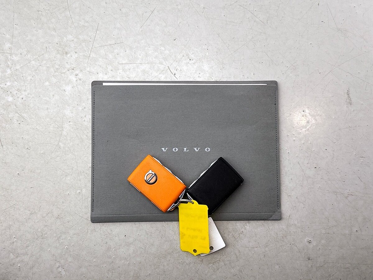 49041811 volvo v60 2 0 t6 awd plus dark panorama dak trekhaak 47