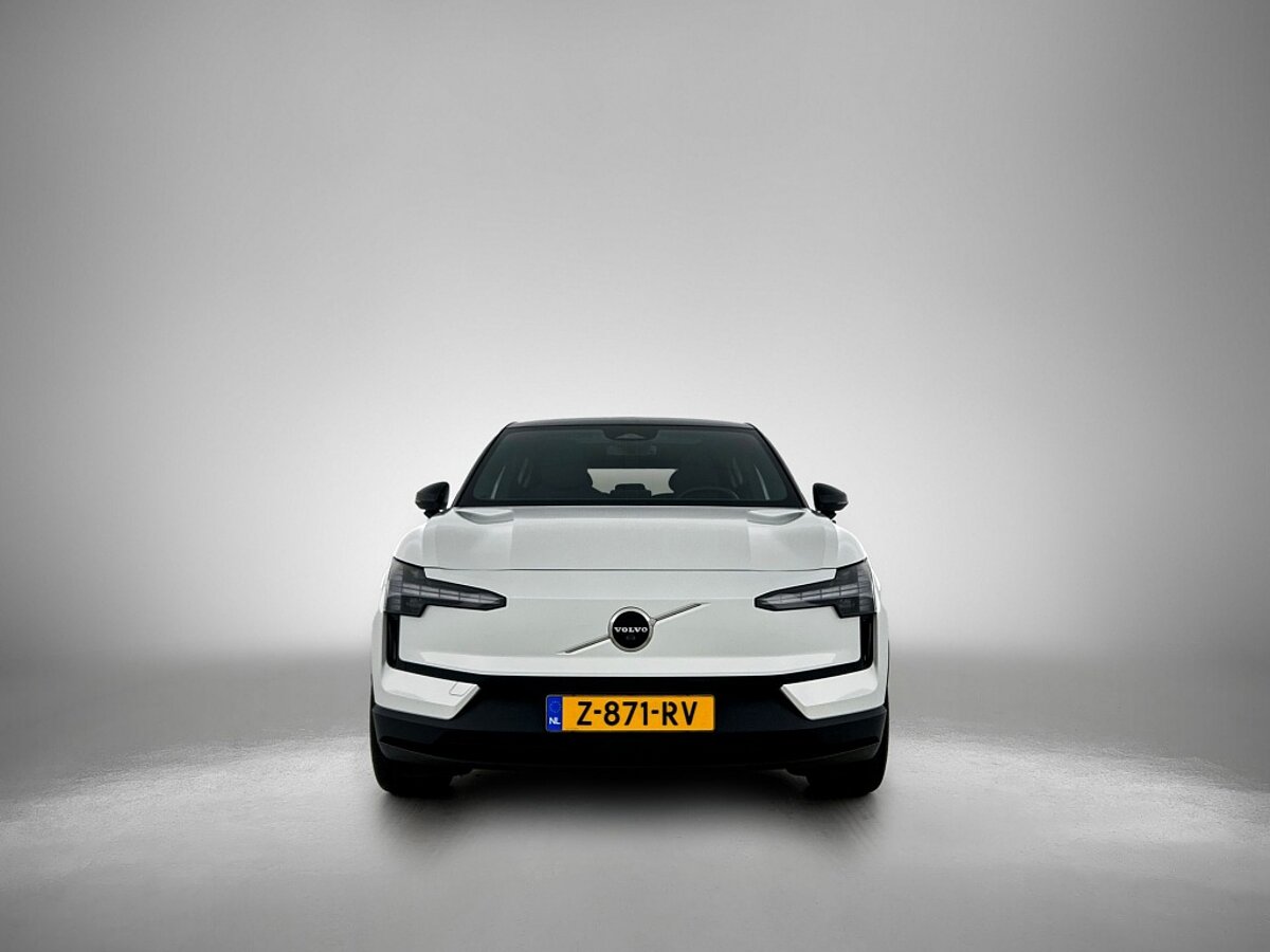 49432121 volvo ex30 single motor extended range ultra 69 kwh 5 03