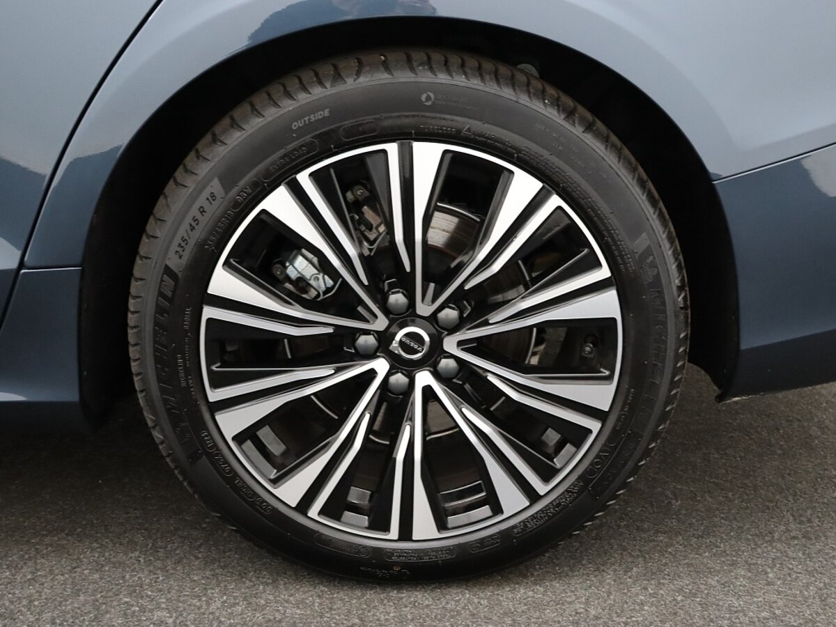 35874774 volvo v60 2 0 b4 plus bright pano dak standkachel trekhaak 360 cam 804230