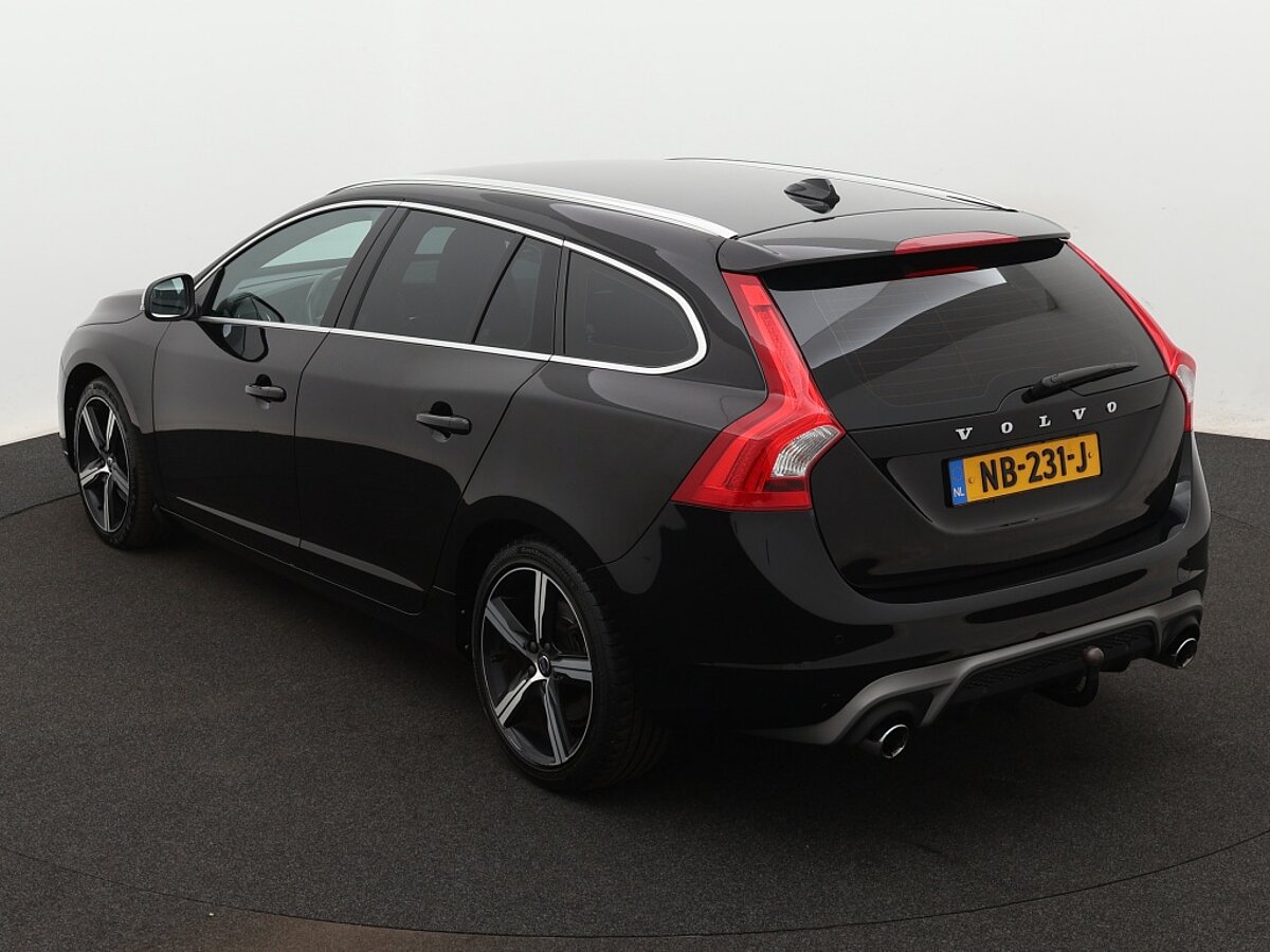 36050213 volvo v60 1 5 t3 r design 3 07