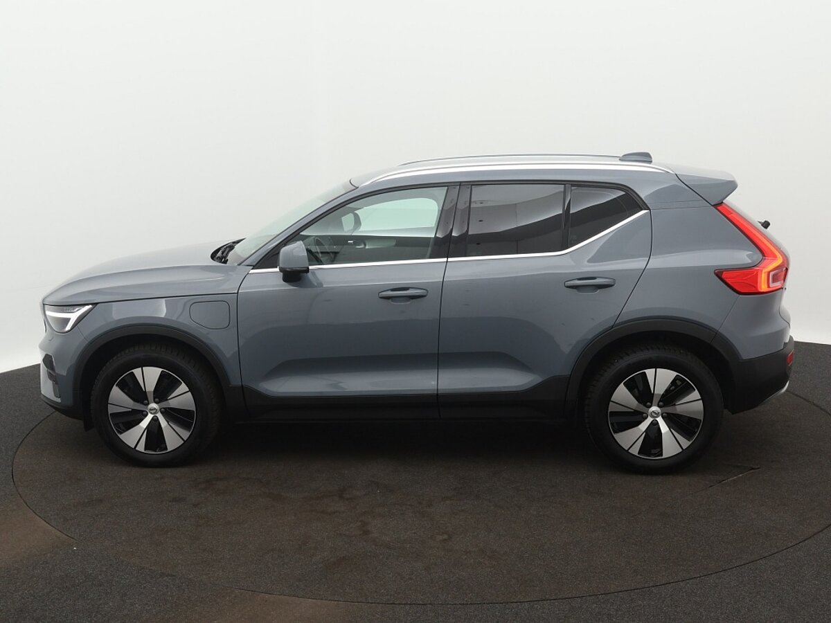 43383642 volvo xc40 1 5 t5 plus bright 2 05