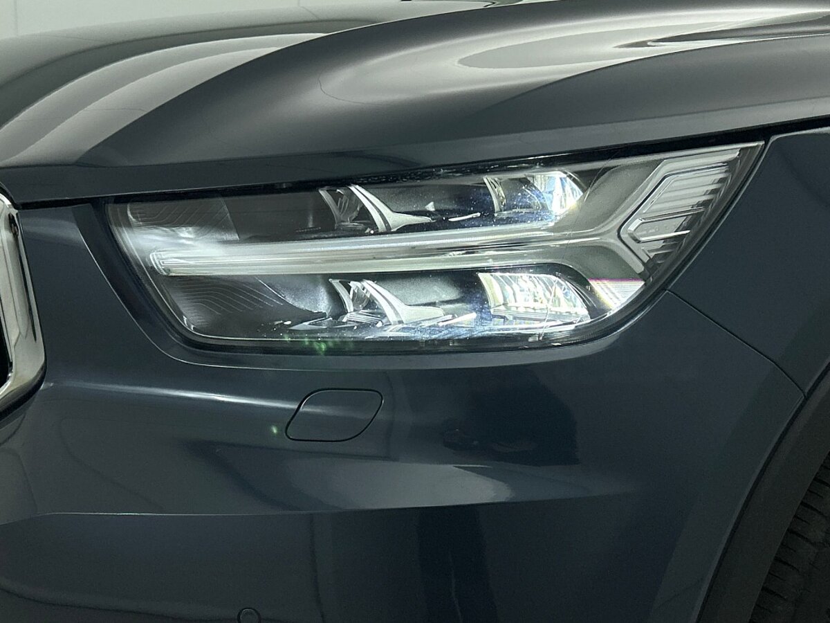 49484370 volvo xc40 1 5 t4 inscription h k getint glas pilot assist leder 08