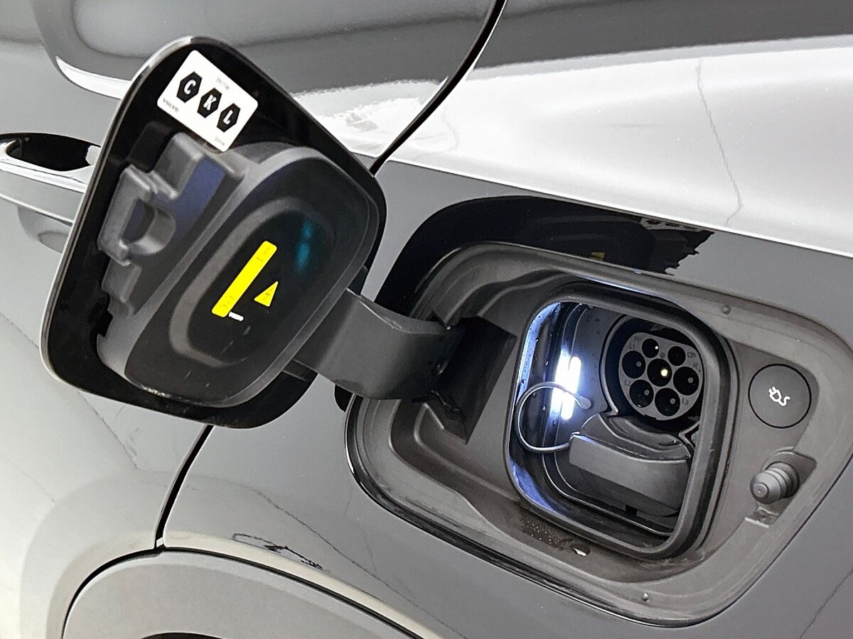 47458846 volvo xc40 extended plus 82 kwh 45