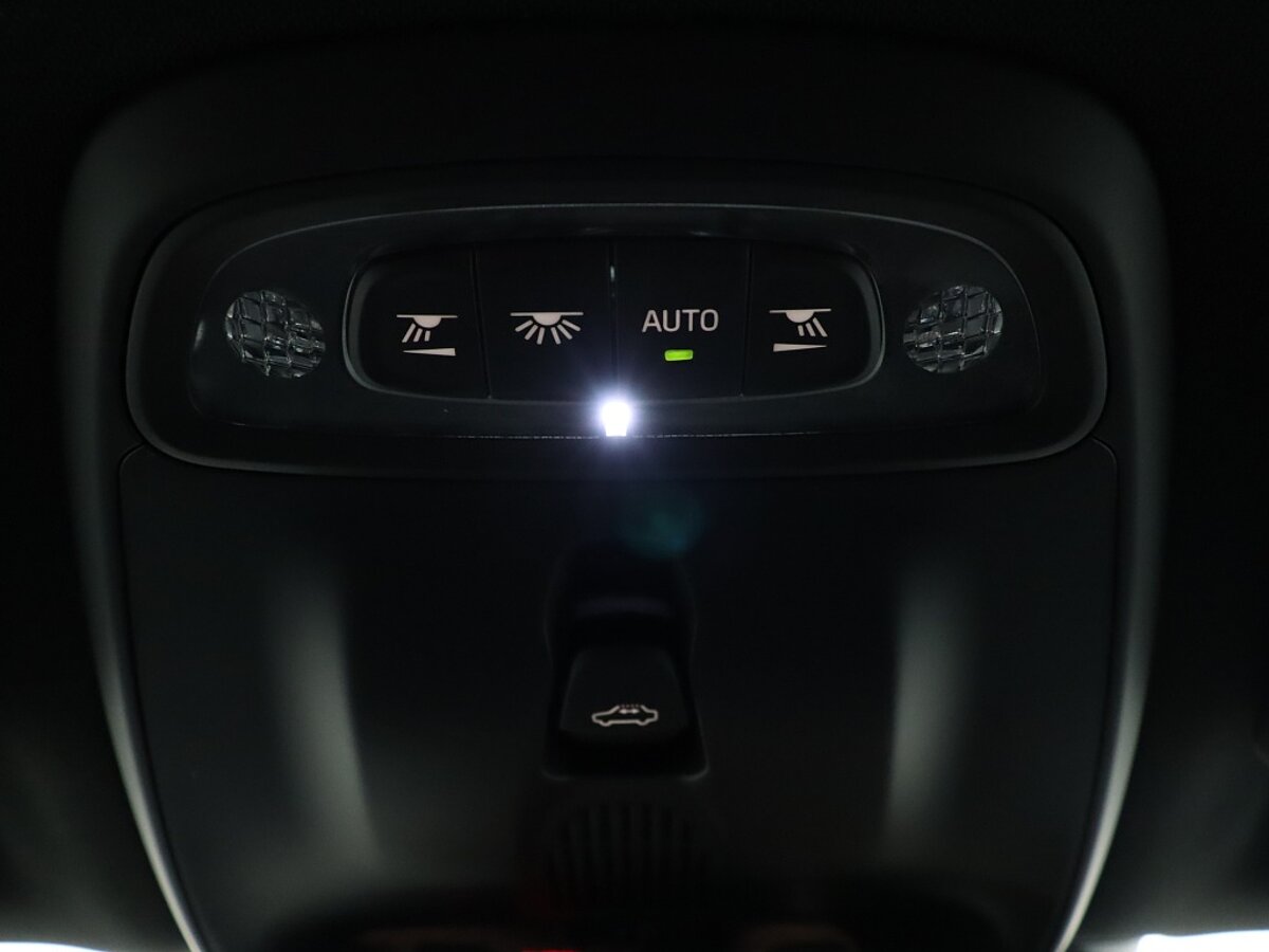 36007765 volvo v40 1 5 t3 polar sport panoramadak navigatie pdc 51