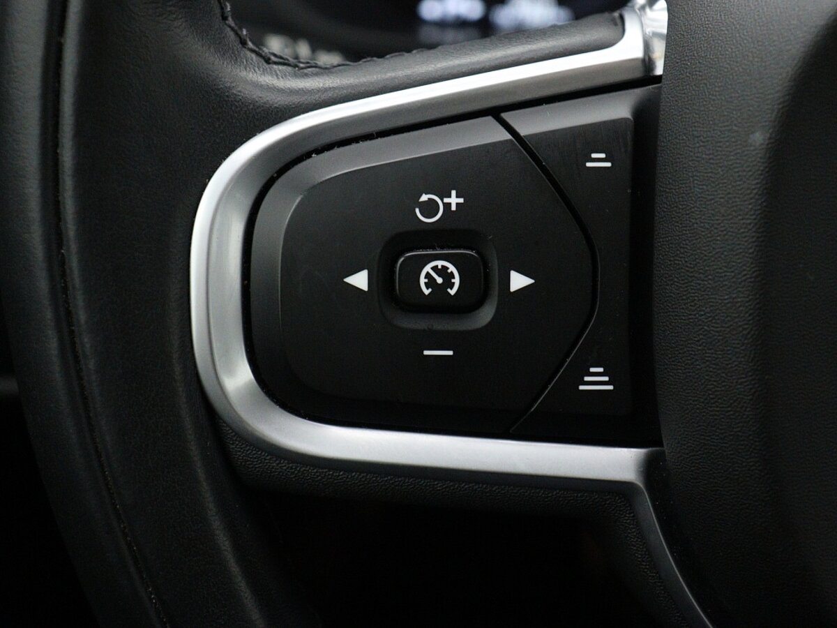 42147216 volvo xc60 2 0 b5 momentum exclusive 360 camera h k panorama dak 08