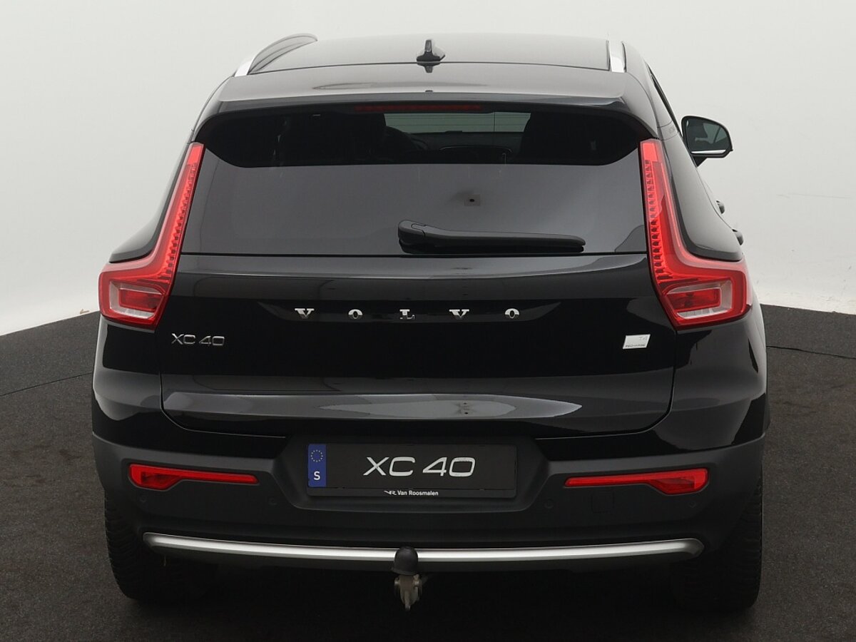 44288600 volvo xc40 1 5 t4 recharge plus bright 9 01
