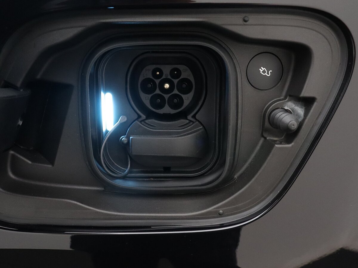 35108872 volvo c40 recharge 231pk plus 74
