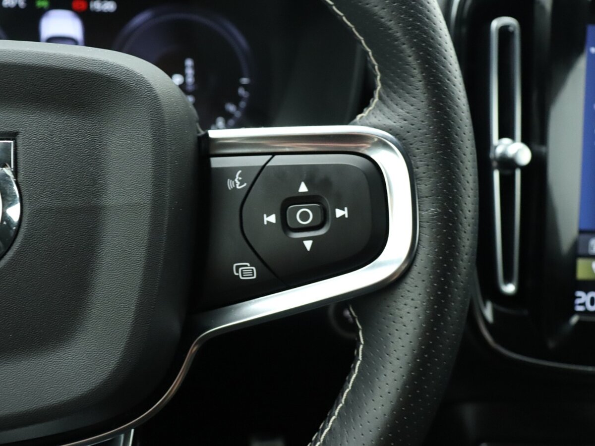 35652567 volvo xc40 1 5 t5 recharge r design trekhaak harmond kardon camera 62bbc3