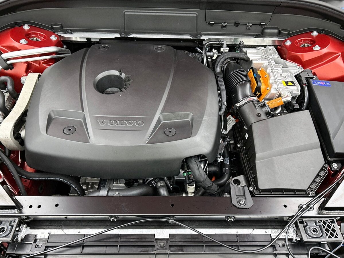 47588242 volvo xc60 2 0 t6 plug in hybrid awd ultimate dark 360 camera adative 9a43fc