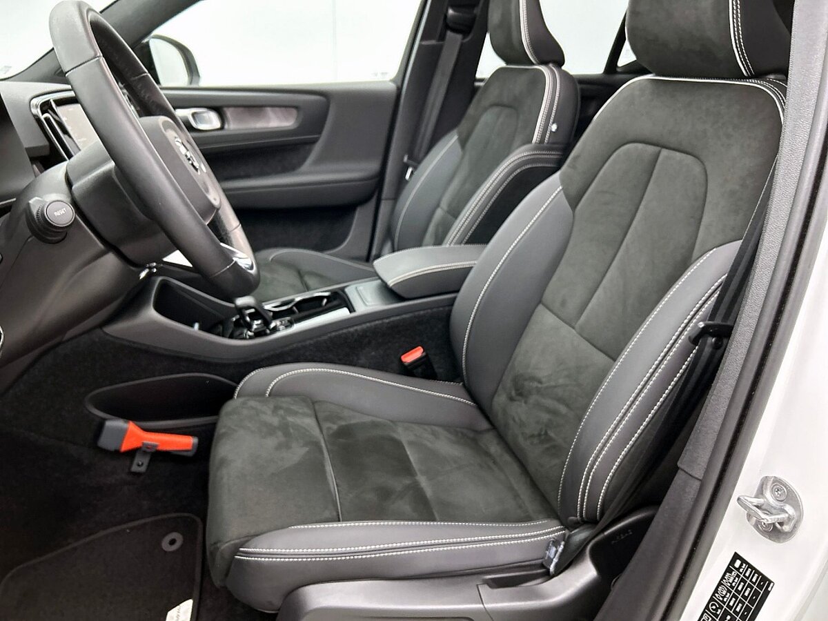 48534360 volvo xc40 ultimate pano 360 memory seats 20 inch all season 60