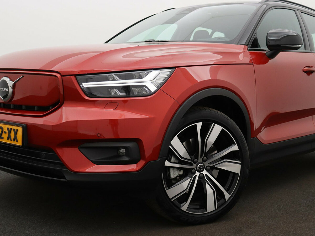 34255172 volvo xc40 p8 recharge awd r design memory seats draadloze lader warmte 83