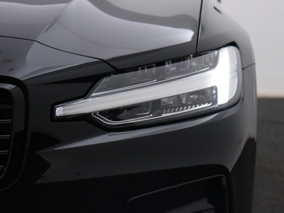 43755346 volvo v60 2 0 b4 197 pk plus dark nappa open grid bekleding electris b03161