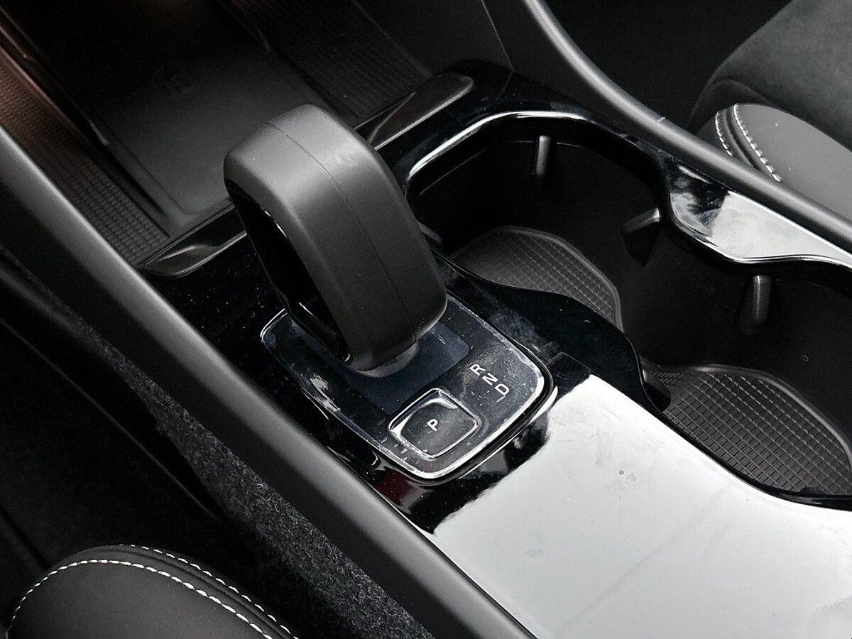 46616743 volvo ex40 ex40 rwd extended range plus black edition panoramadak nubuc 77