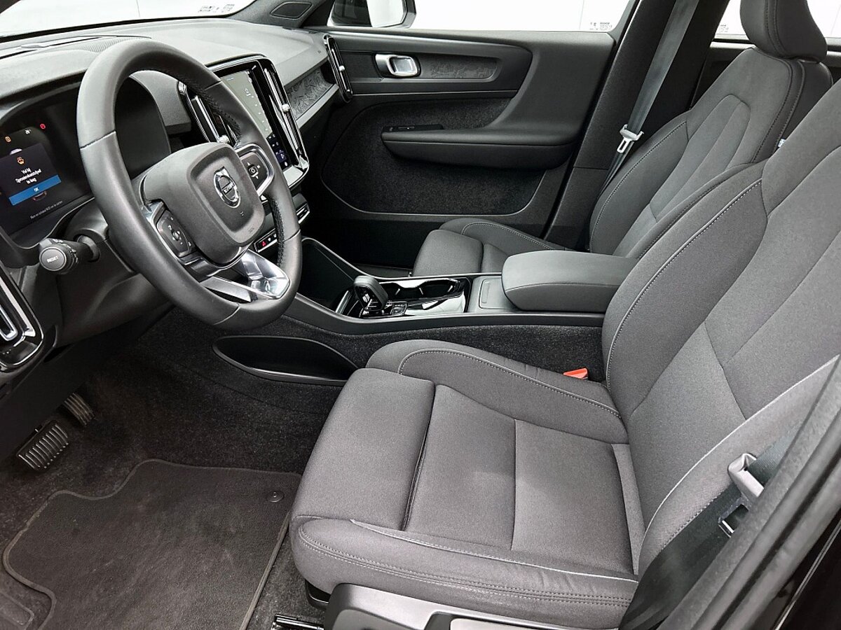 46101950 volvo xc40 recharge plus 70 kwh 32