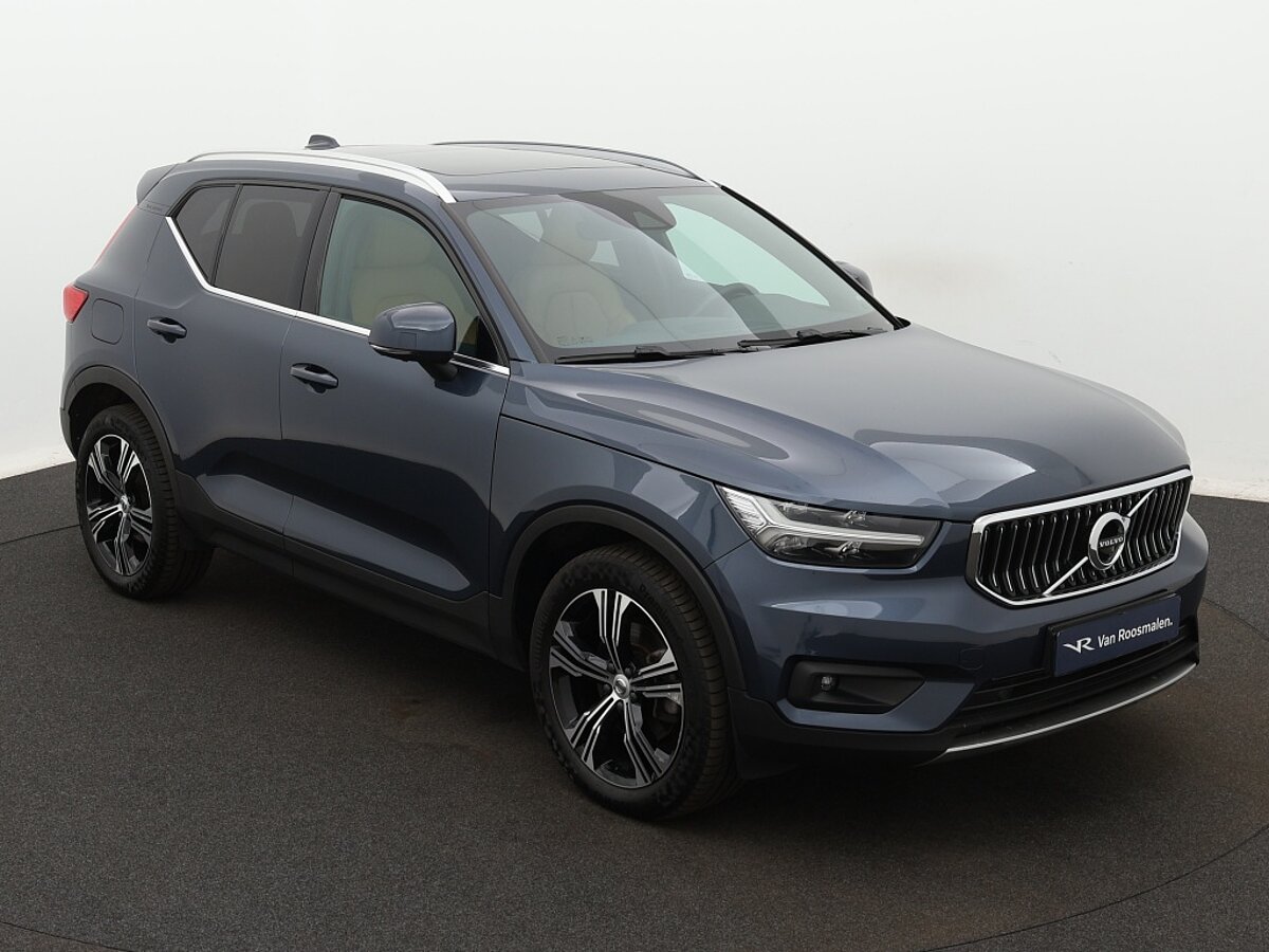 35925083 volvo xc40 2 0 t4 awd 8 04