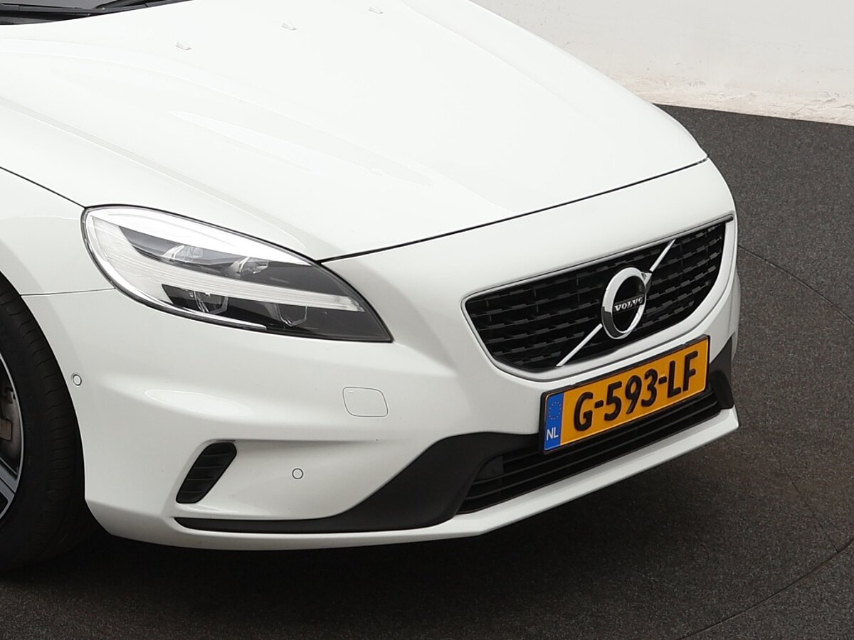 36007765 volvo v40 1 5 t3 polar sport panoramadak navigatie pdc 46