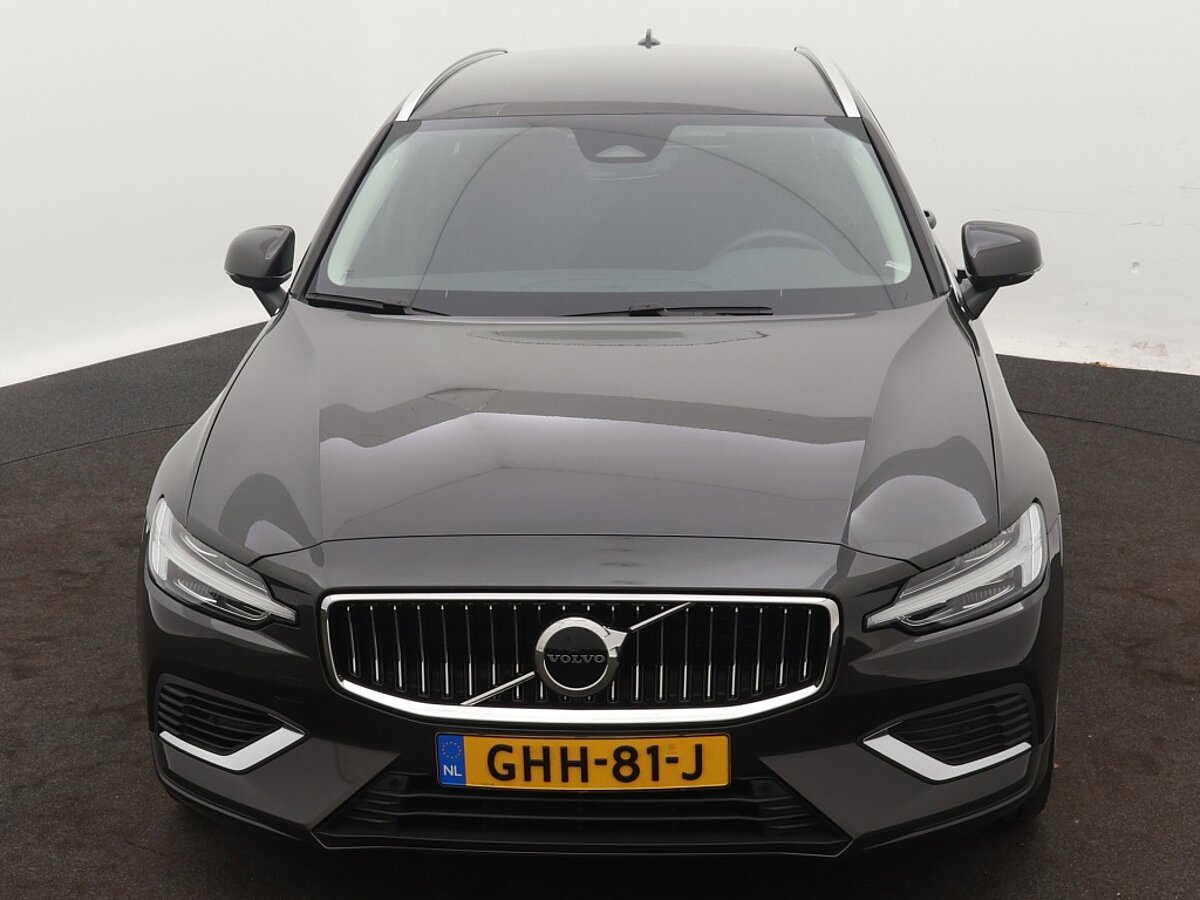 39204316 volvo v60 2 0 t6 awd essential edition adaptive cruise stoelverwarming 9 07
