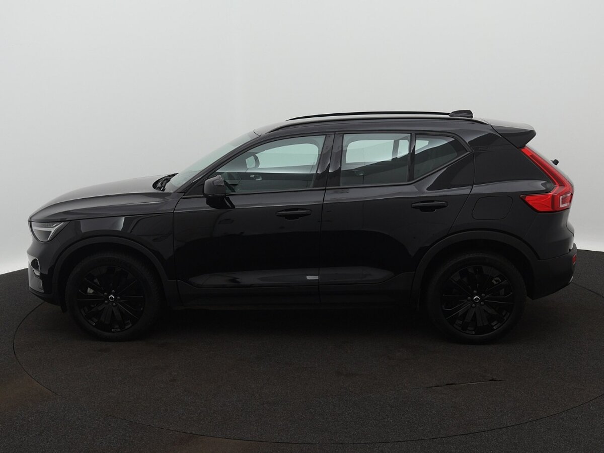 41639630 volvo xc40 recharge plus black pack 2 05