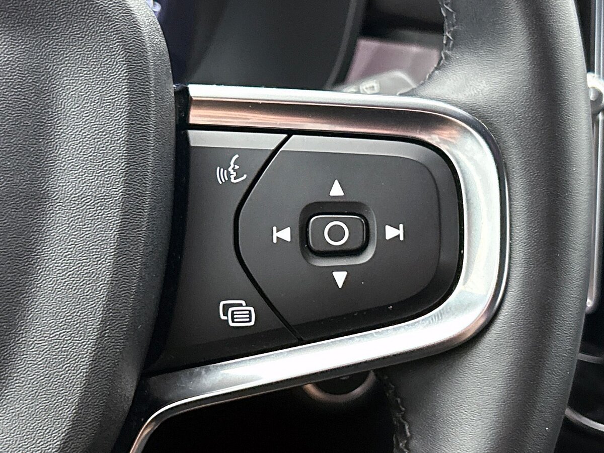 46647302 volvo xc40 1 5 t5 plus dark 08