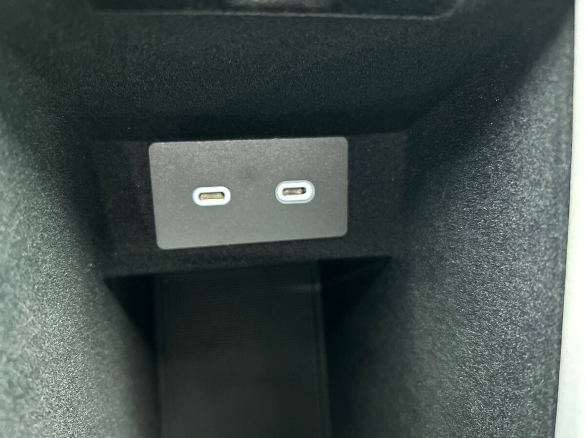 47070727 polestar 4 long range single motor 100 kwh pilot plus pro tailored knit 45