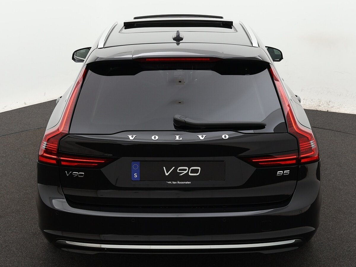 34316193 volvo v90 b5 ultimate bright 9 01
