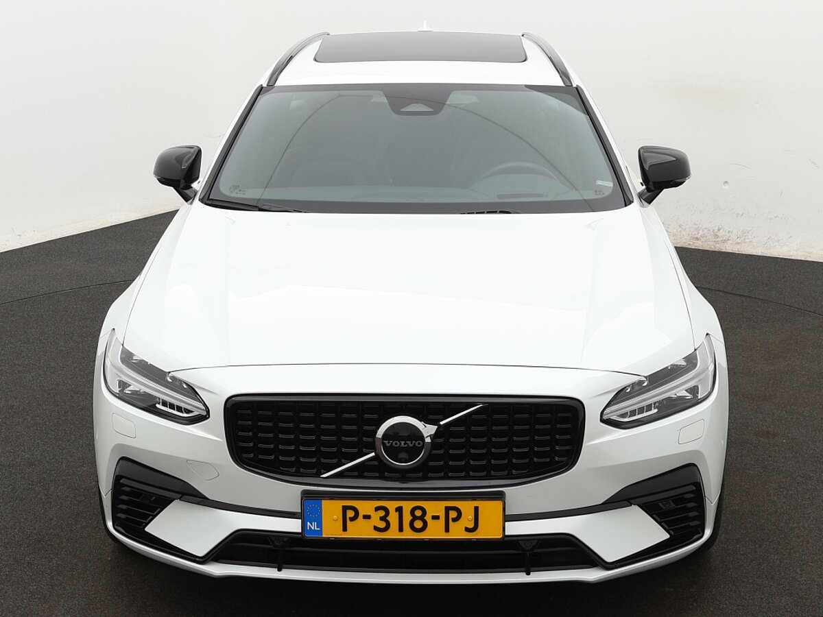 35574350 volvo v90 2 0 t6 awd r design 9 05
