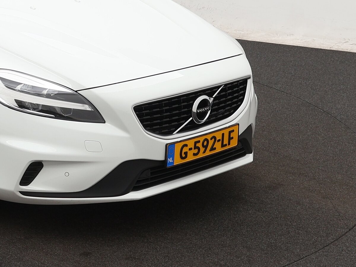 36012027 volvo v40 1 5 t3 polar sport 83