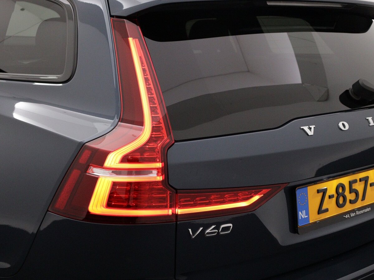 43852732 volvo v60 2 0 b4 plus dark trekhaak panoramadak ded0e6