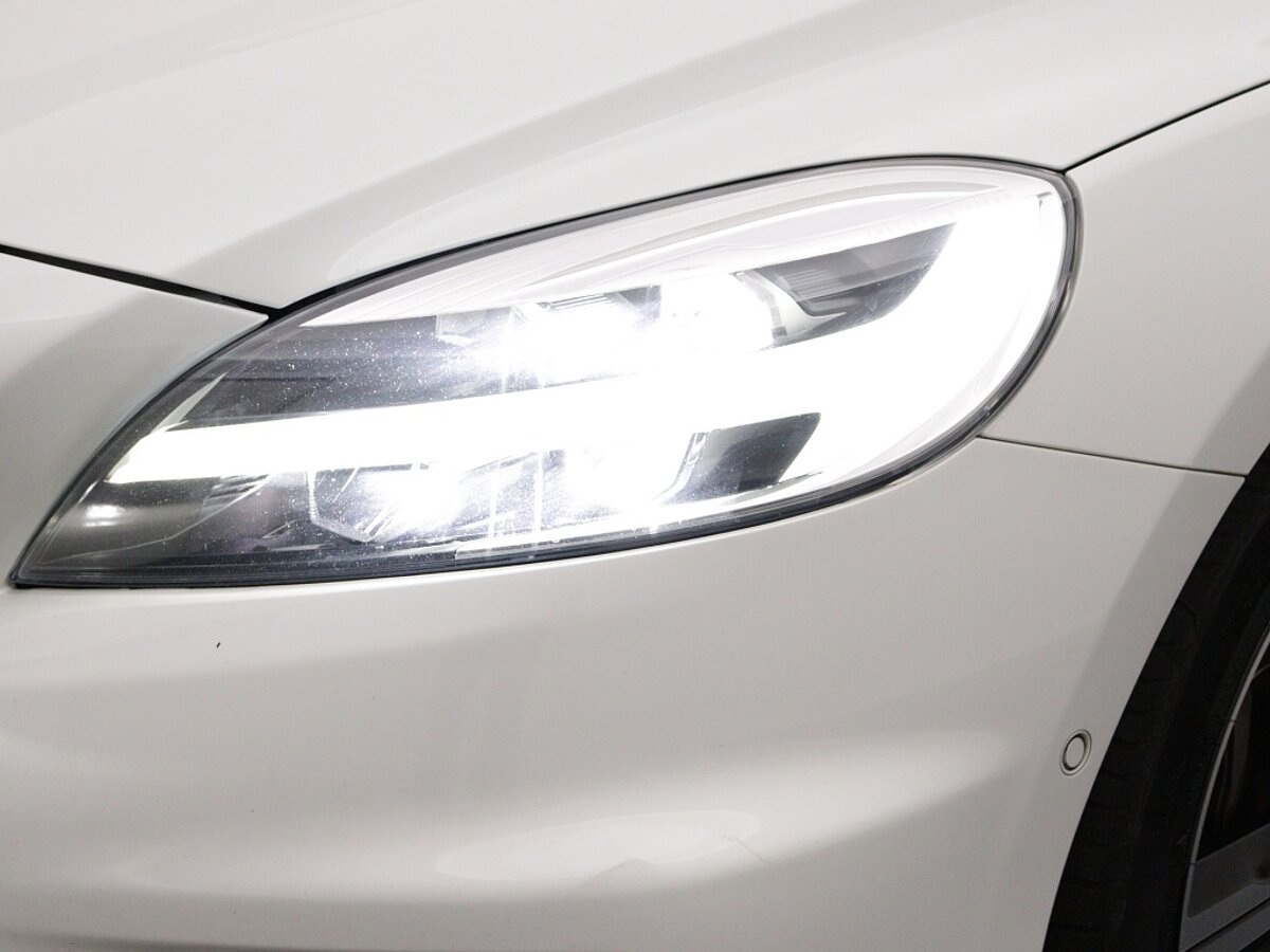 44623939 volvo v40 2 0 d3 edition 141a91