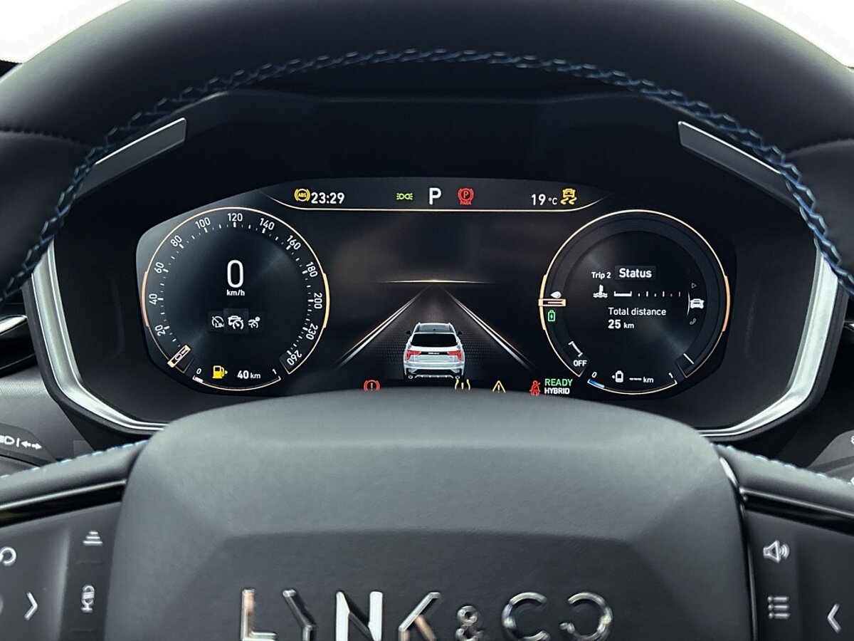 46061588 lynk co 01 1 5 phev business ed schuifdak 360 camera climate adapt 7 02