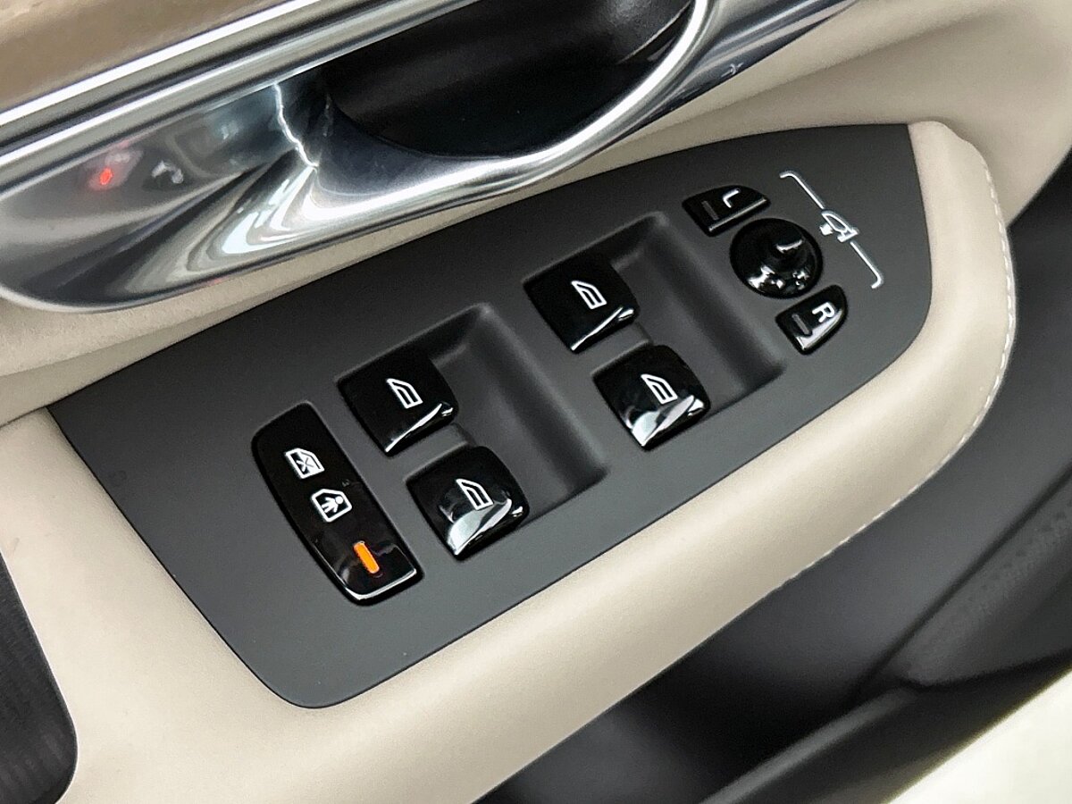 46553301 volvo xc90 xc 90 t8 awd ultra bright voorraad luchtvering stoelventil 33