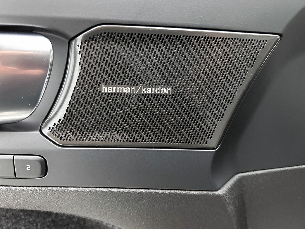 47756646 volvo c40 ultimate heico 21 inch exterior styling kit 360 h k 9 03