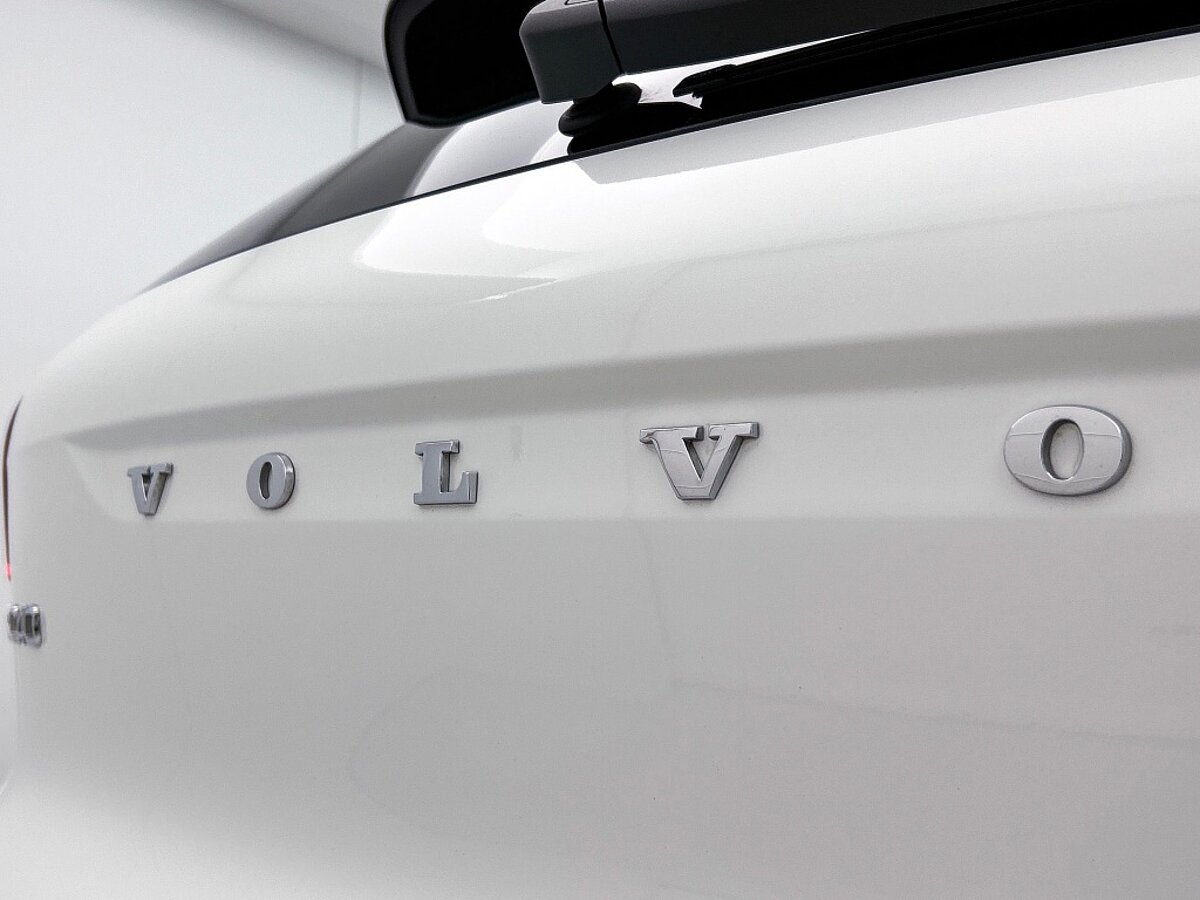 48534360 volvo xc40 ultimate pano 360 memory seats 20 inch all season 46