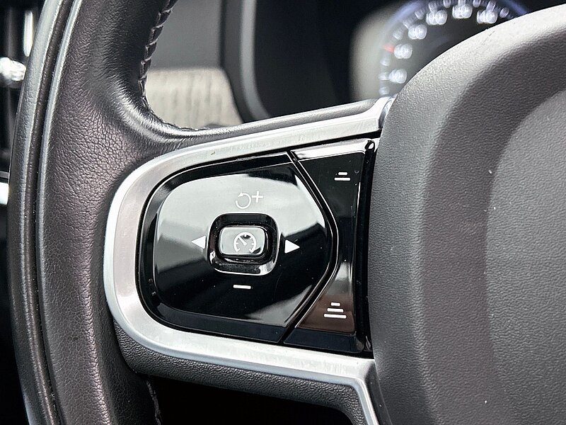 49296312 volvo v90 b4 inscription panoramadak 6 03