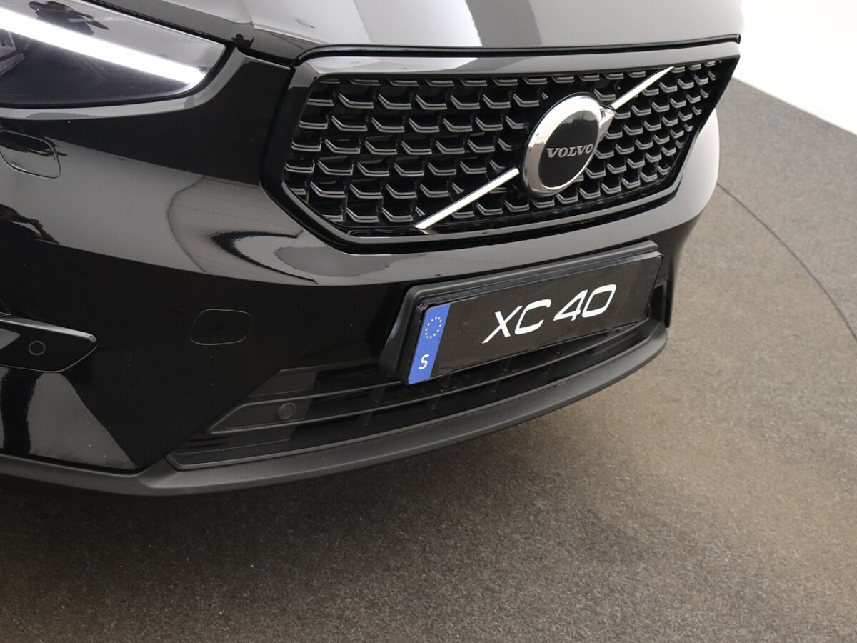 34860842 volvo xc40 1 5 t4 twin engine ultimate dark 20 velgen pano dak 54