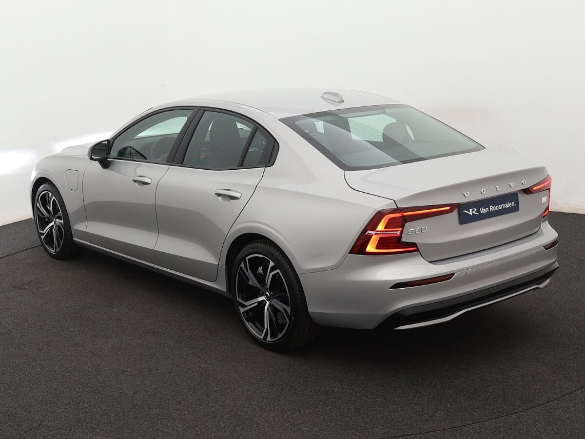 38476932 volvo s60 2 0 recharge t6 plus dark 19 inch memory stoelen camera 3 27