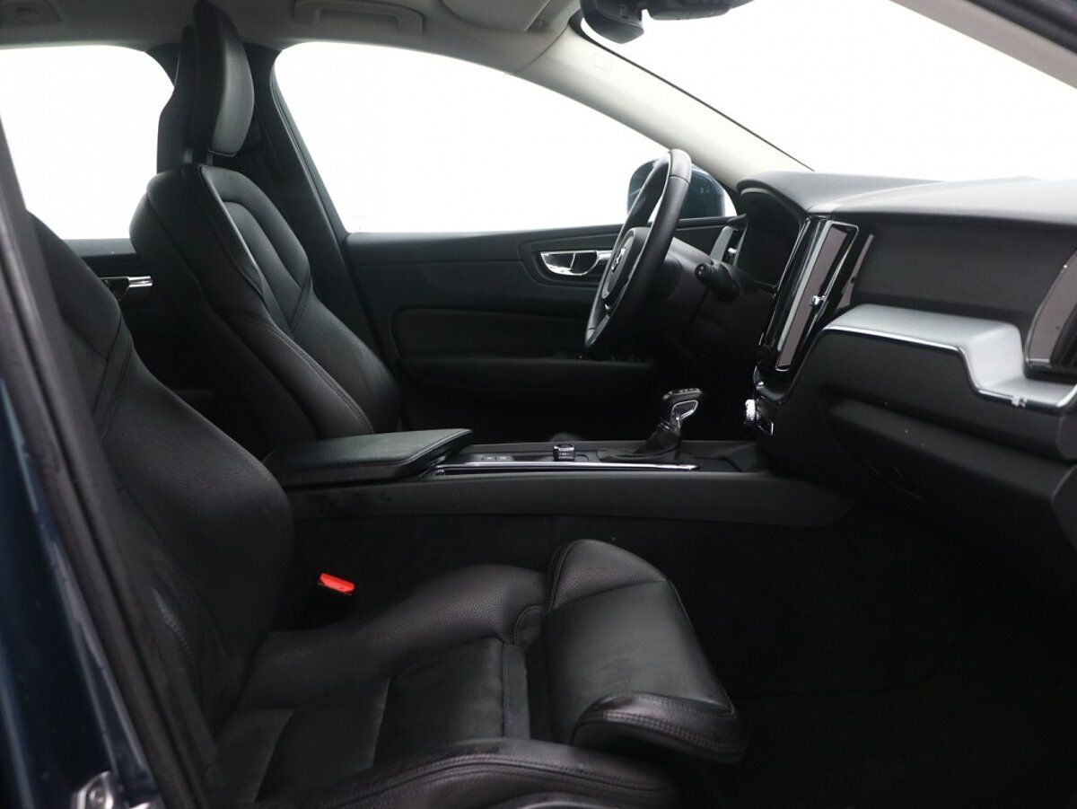 44244549 volvo xc60 2 0 t5 momentum 69