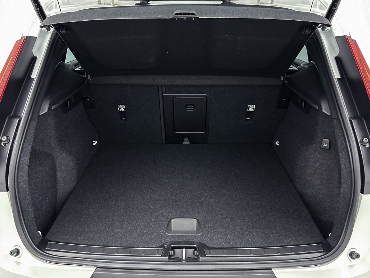45055180 volvo xc40 1 5 t4 recharge plus dark trekhaak harman kardon 36